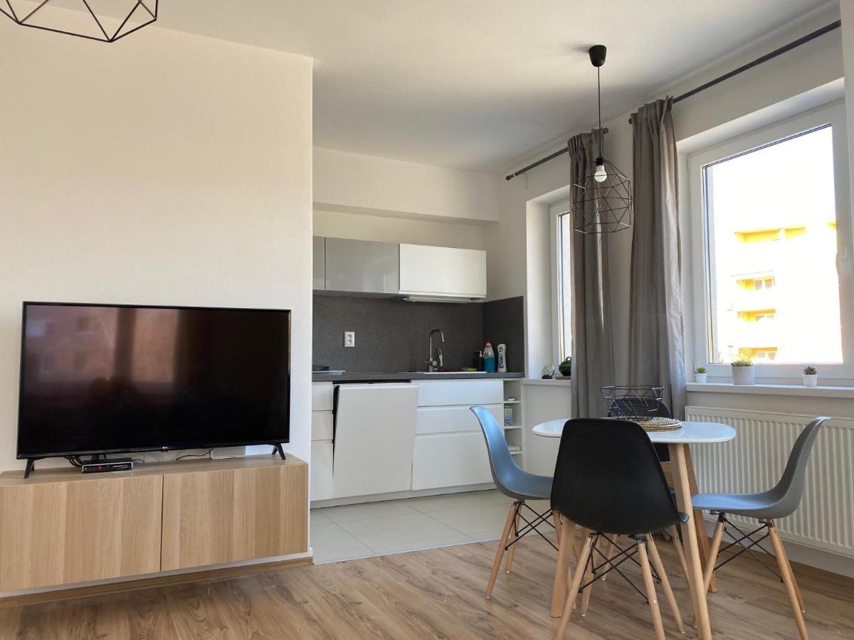 Apartman "Dunaj" Private Parking - Klimatizacia Шаморин Экстерьер фото