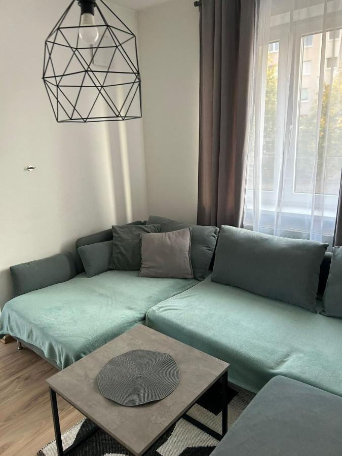 Apartman "Dunaj" Private Parking - Klimatizacia Шаморин Экстерьер фото