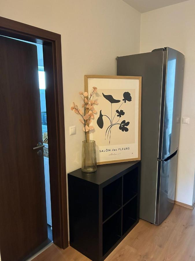 Apartman "Dunaj" Private Parking - Klimatizacia Шаморин Экстерьер фото